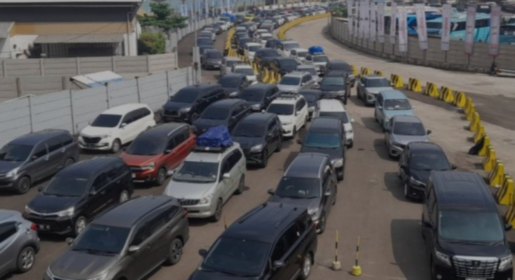 Viral Sebuah Puncak Arus Mudik Lebaran Yang Berada Di Merak