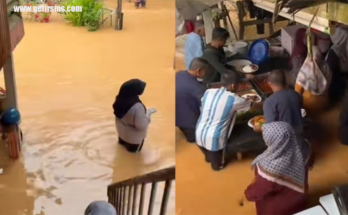 Hajatan Tetap Meriah Meski Banjir