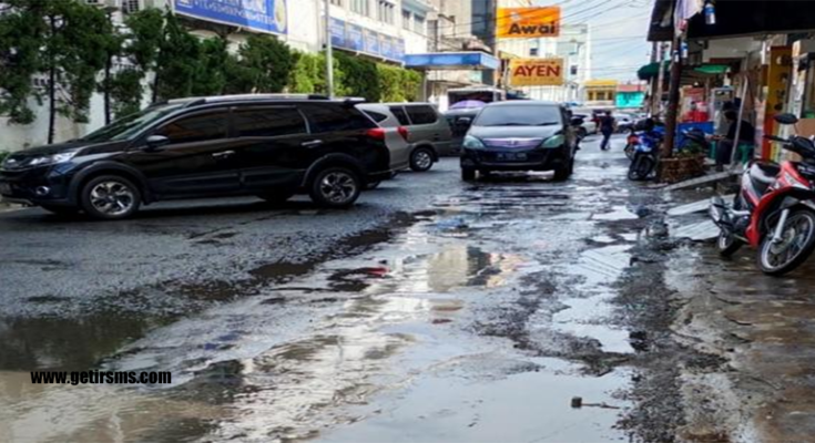 Pematang Siantar Dilema Jalan Berlubang